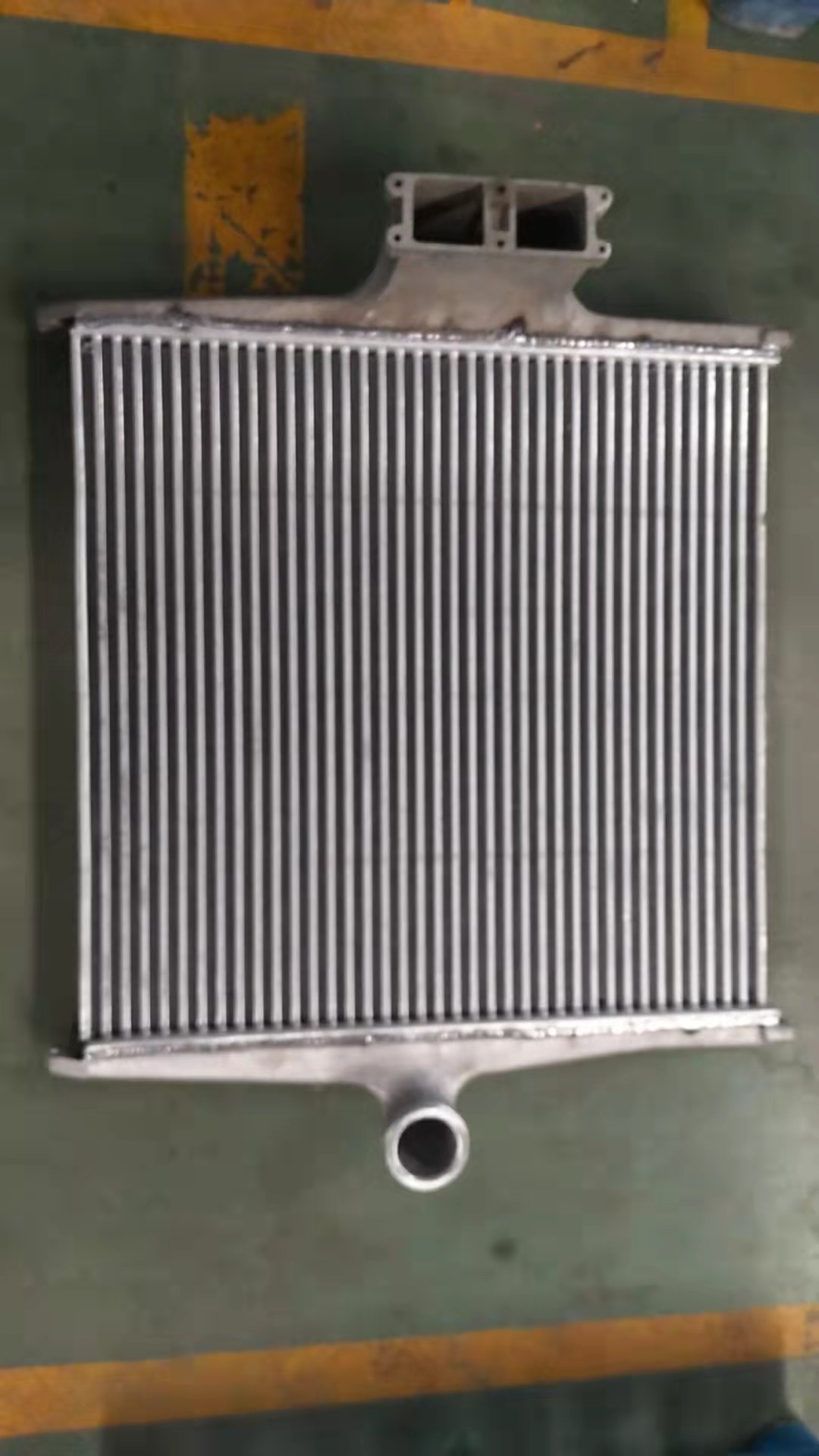 INTERCOOLER XD007 PARA VOLVO
