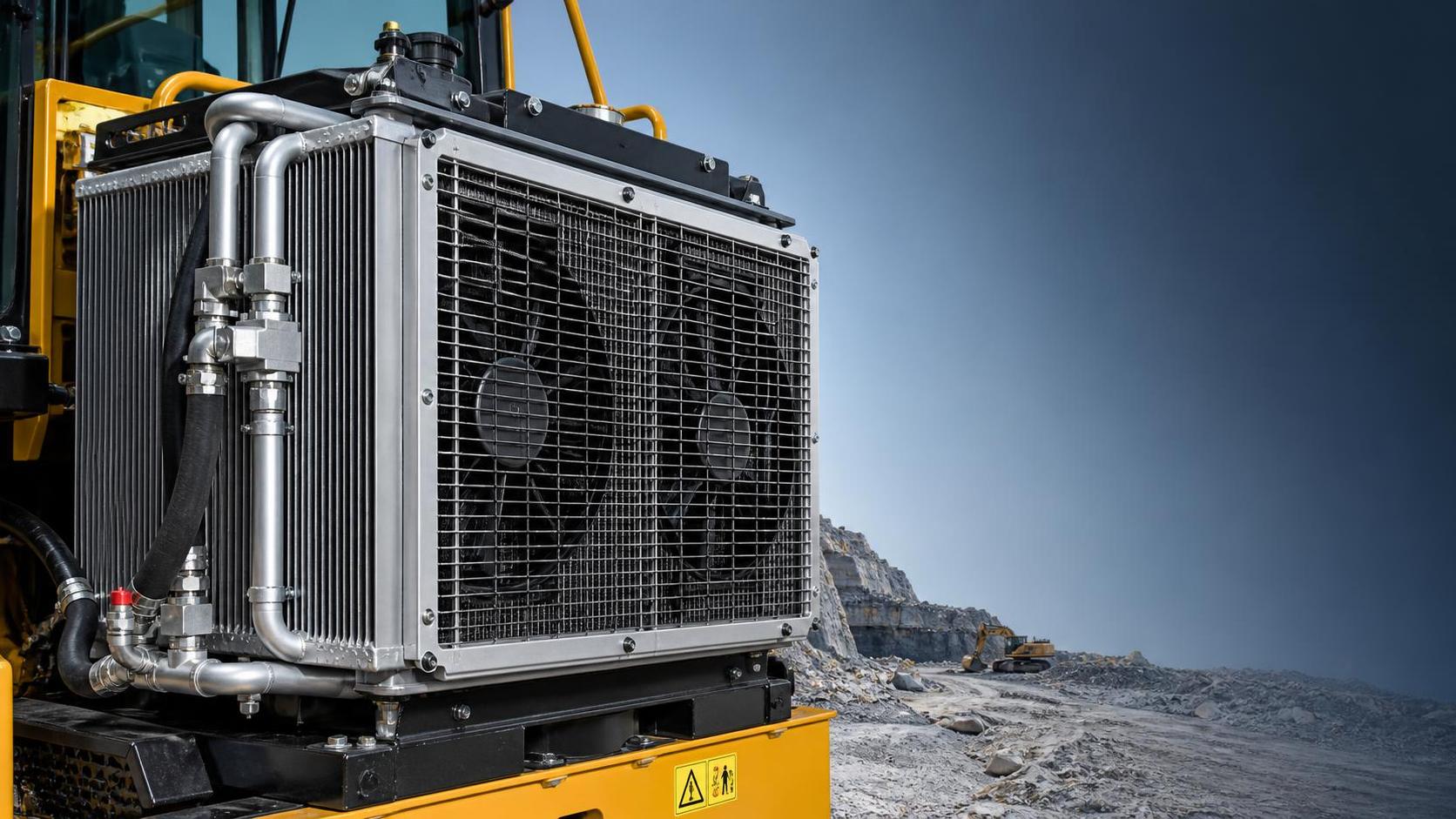 ¿Qué densidad de aletas debe tener un núcleo de radiador para obras con mucho polvo?