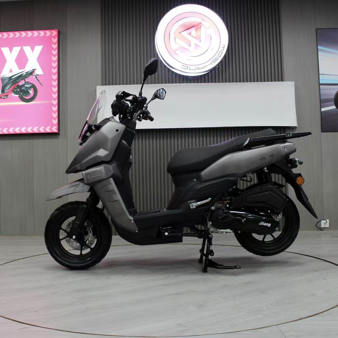 Tank-4 Scooter Motorcycle