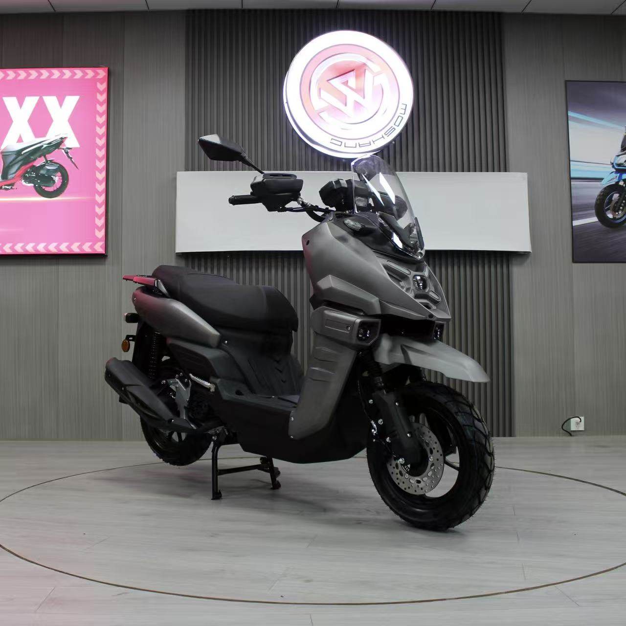 Tank-4 Scooter Motorcycle