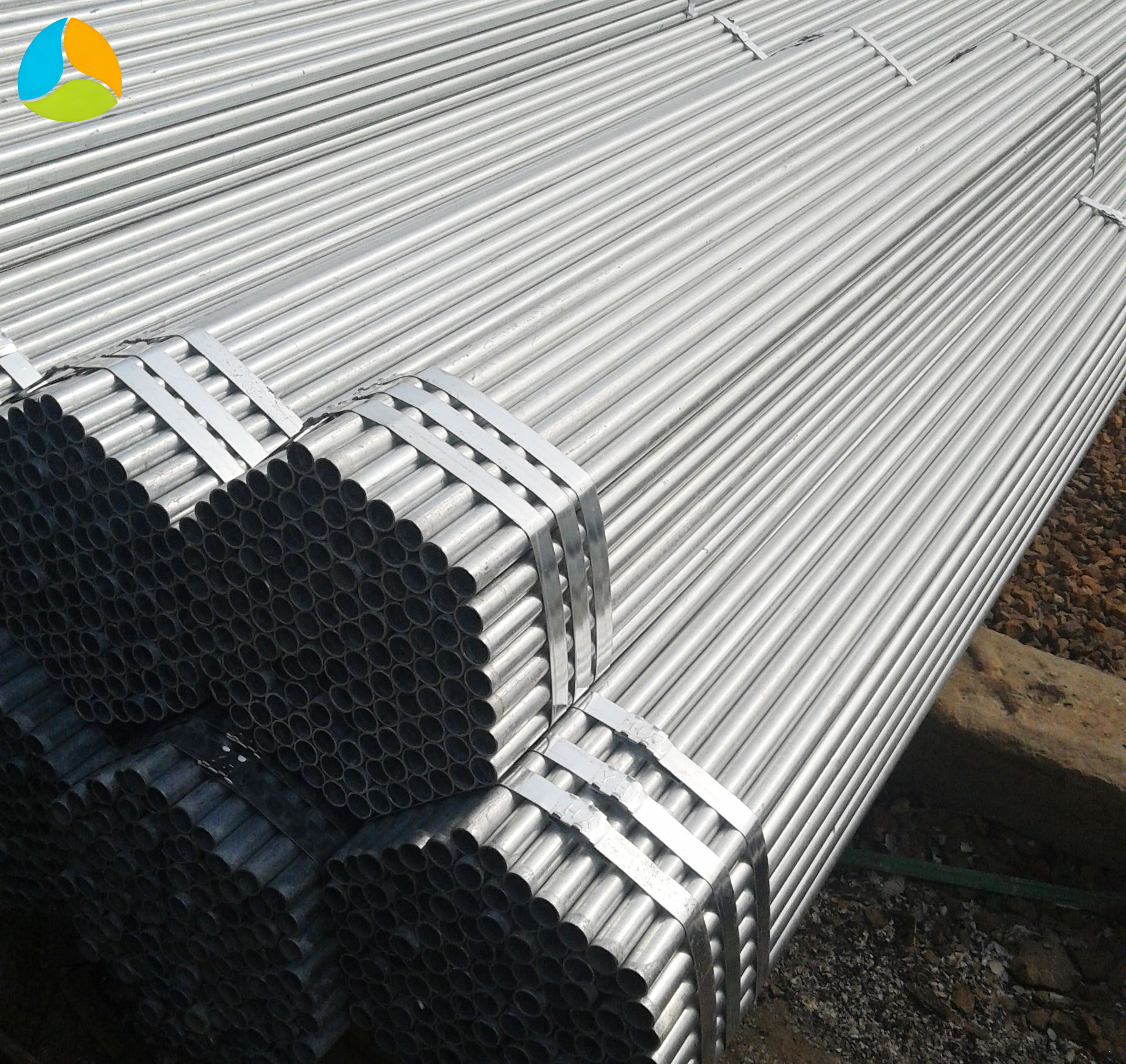 Manufacture ASTM A53 A106 sch40 API 5L cold rolled hot dip galvanized black mild Seamless Carbon Steel square round Pipe Price