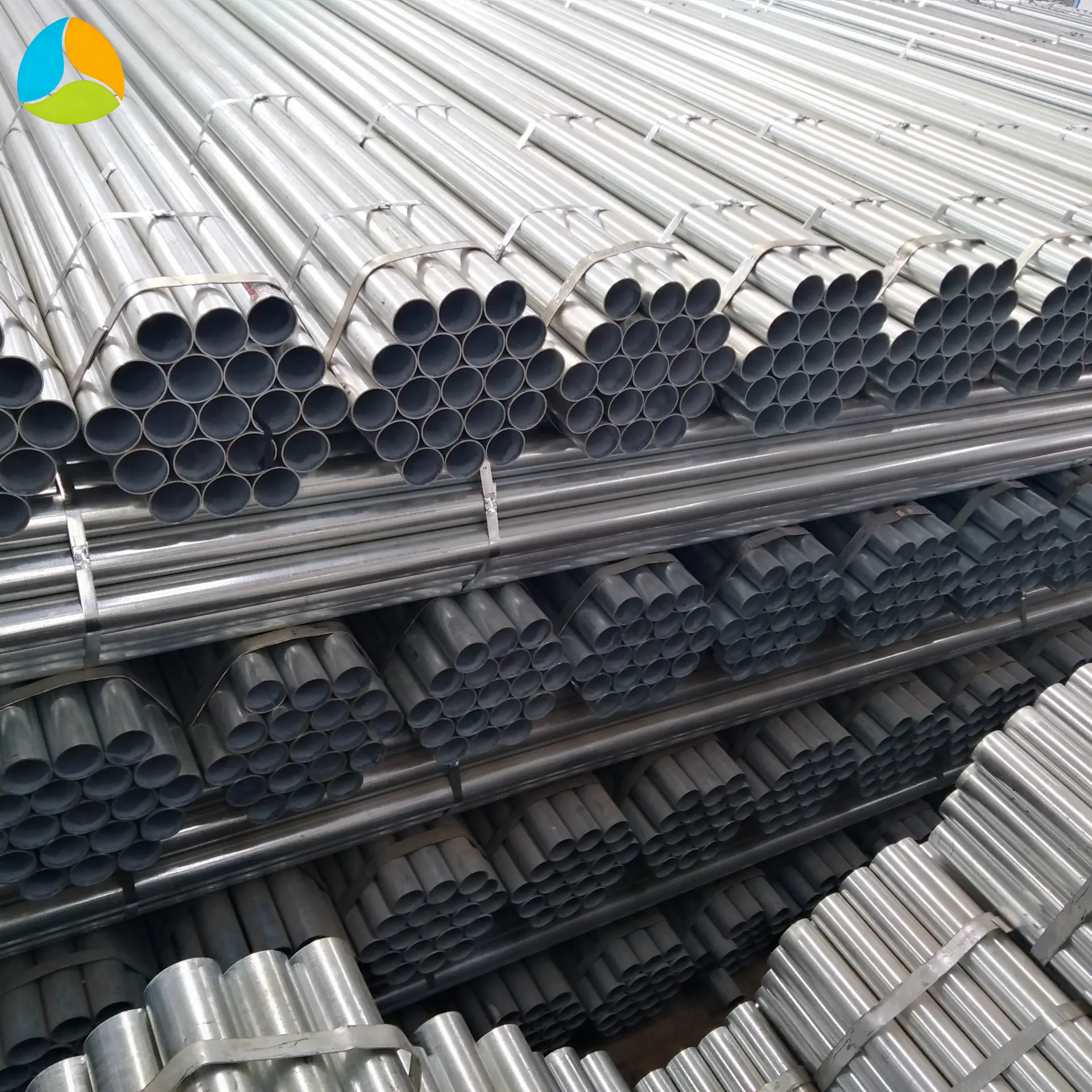Manufacture ASTM A53 A106 sch40 API 5L cold rolled hot dip galvanized black mild Seamless Carbon Steel square round Pipe Price