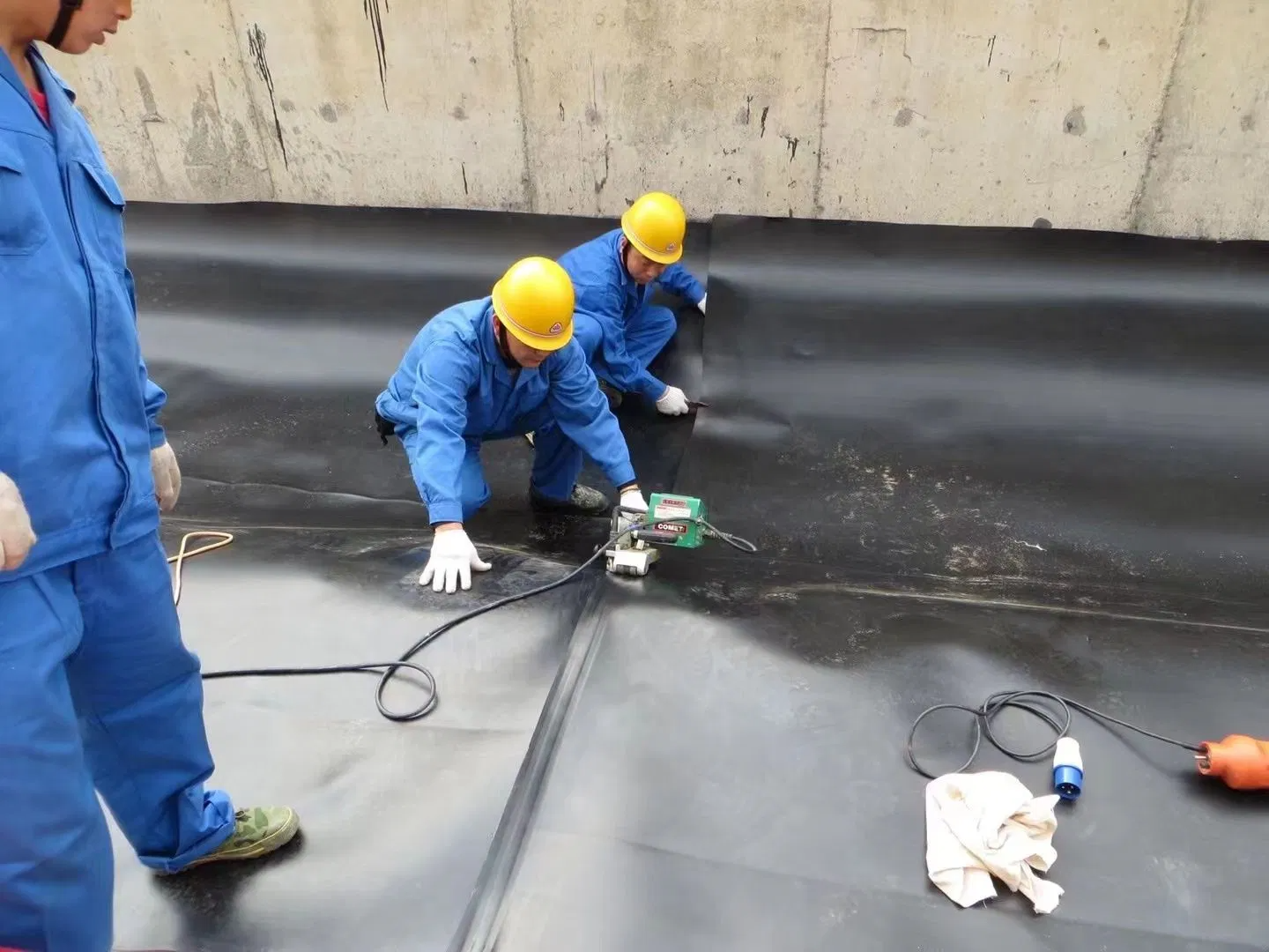 HDPE Geomembrane smooth and textured rough surface GM13 standard