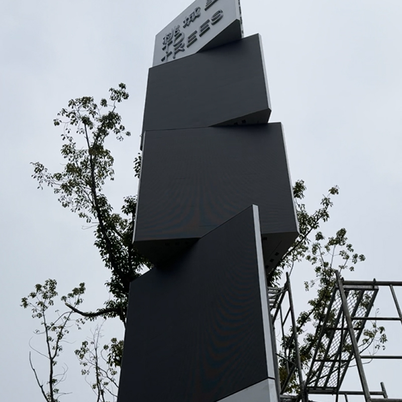 Mechanical rotating screen