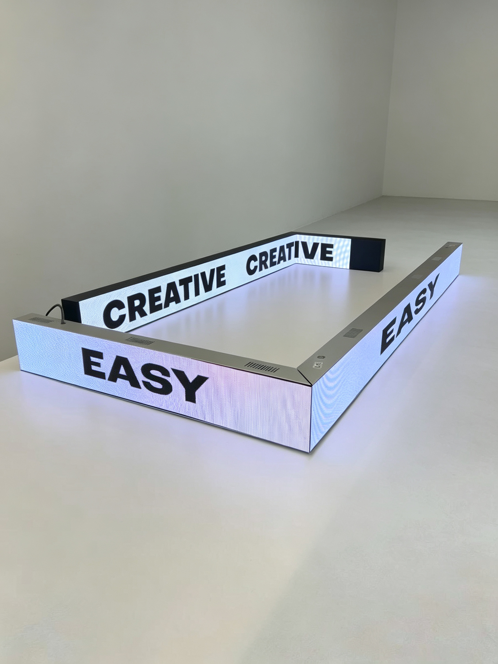 Corner Screen