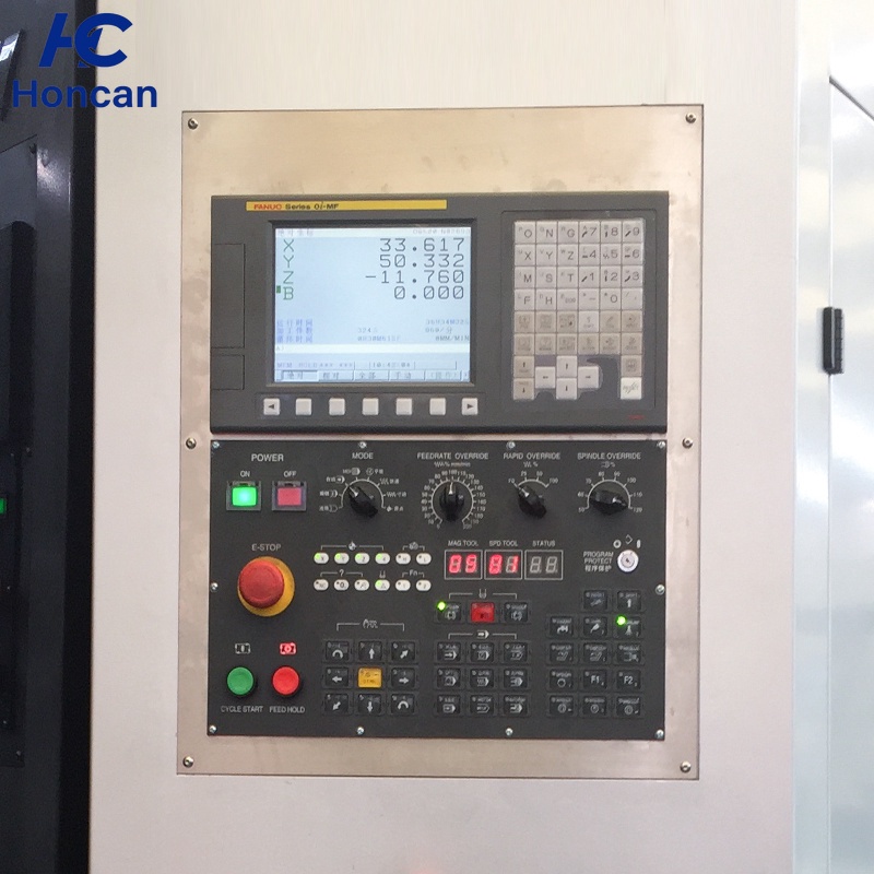 Horizontal machining center