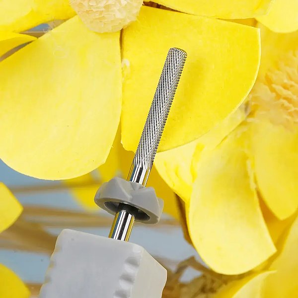 Creating Elegant Fingertips: The Secrets Of Basic Nail Style