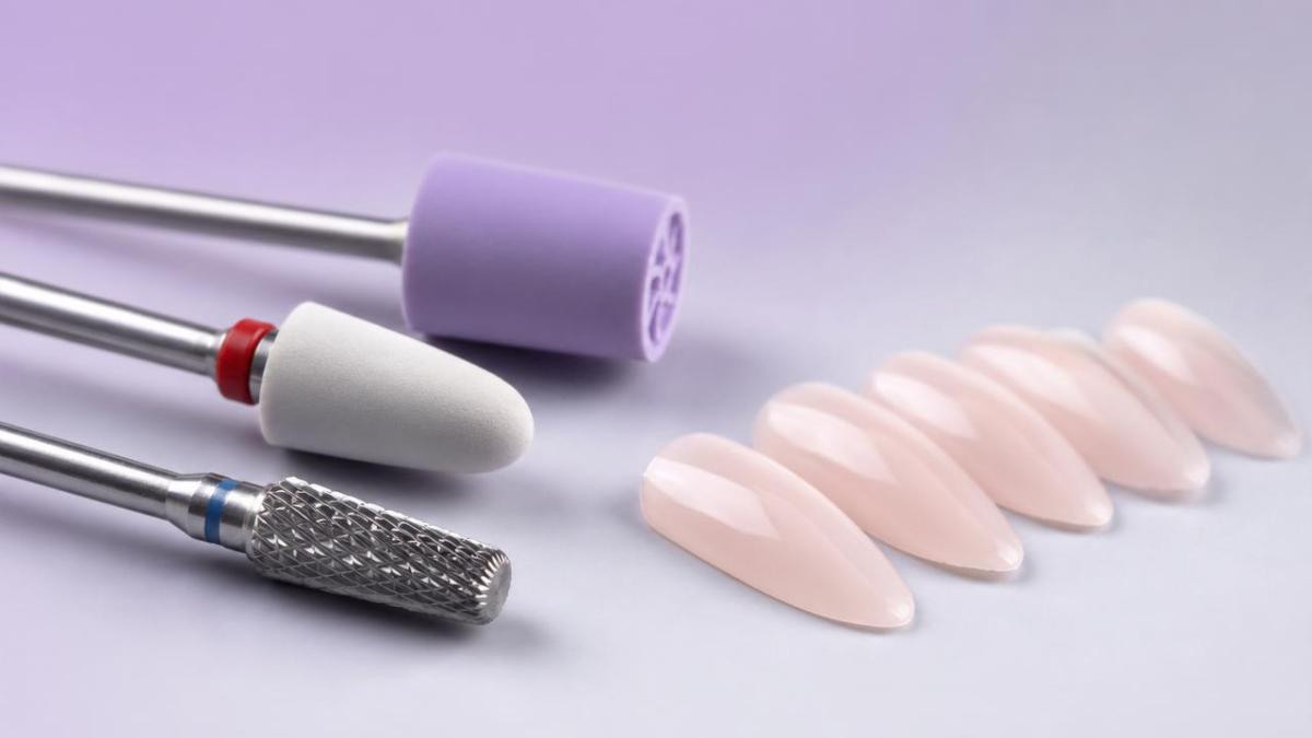 When to Use a Silicone Nail Drill Bit in the Finishing Step When to Use a Silicone Nail Drill Bit in the Finishing Step