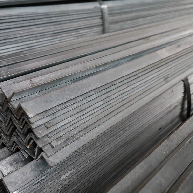 Оцинкованный уголок