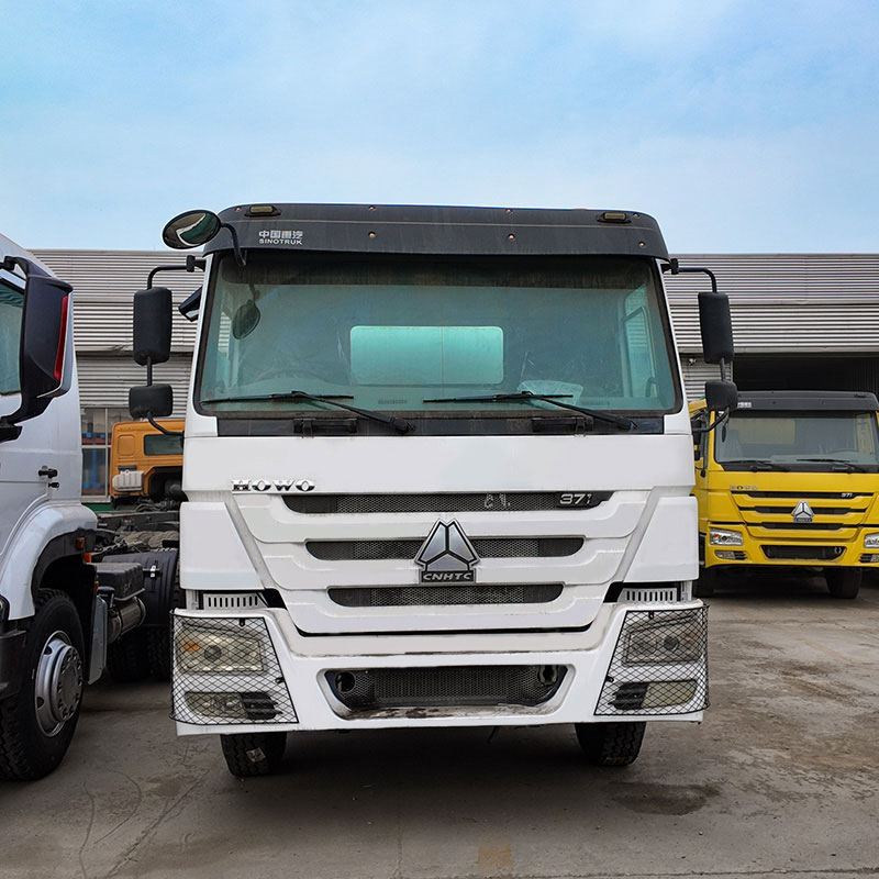 Подержанный автобетоносмеситель Howo 6x4