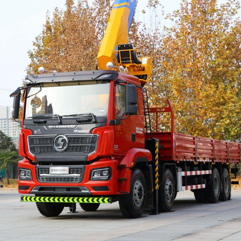 Подержанный кран-манипулятор 8x4 со стрелой на продажу