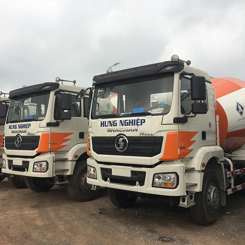 Подержанный автобетоносмеситель Shacman Delong 6X4, 10 колес