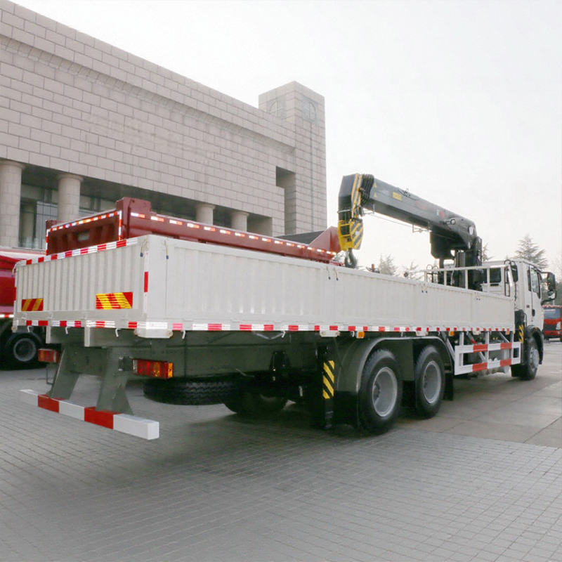 Подержанный автокран HOWO T5G 6X4