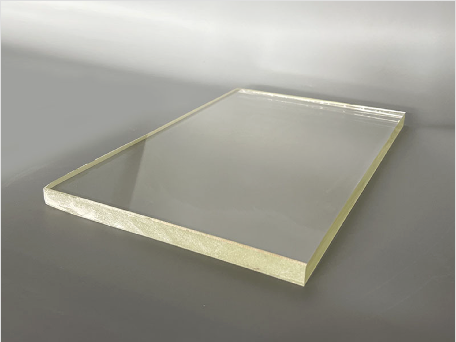 Medical Lead Glass-1