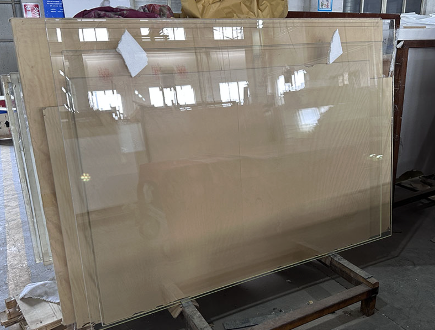 Medical Lead Glass-1