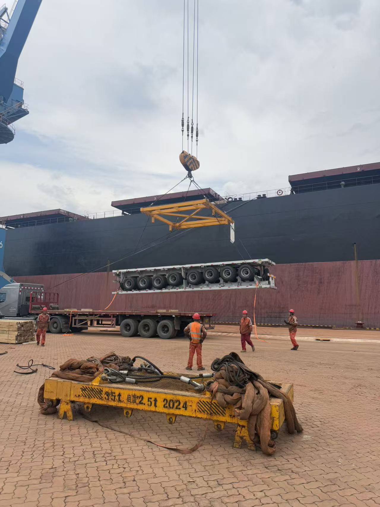 Skeletal Semi-Trailers for Port Container Transportation