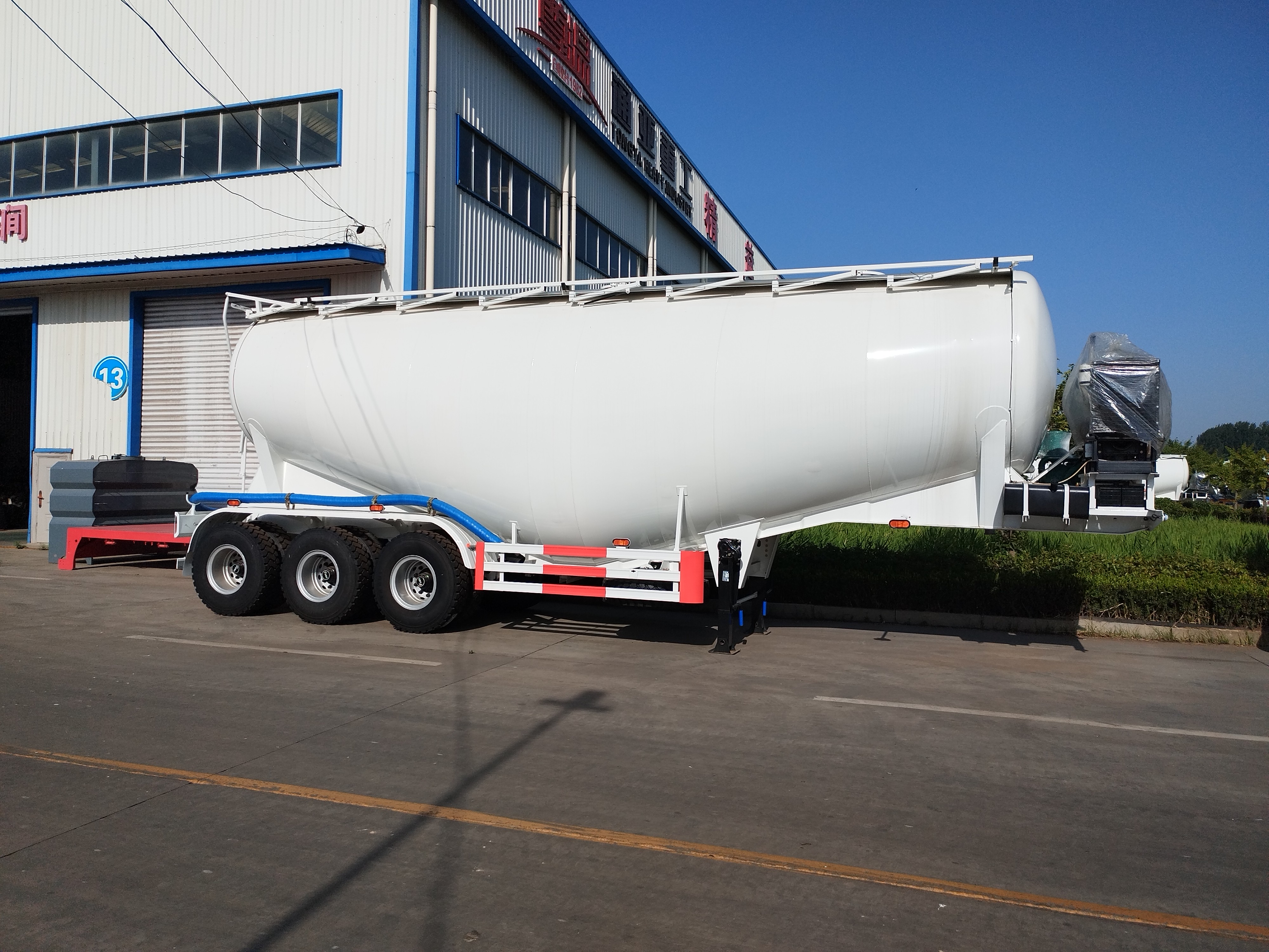 3-Axle 45CBM Bulk Cement Tanker Trailer
