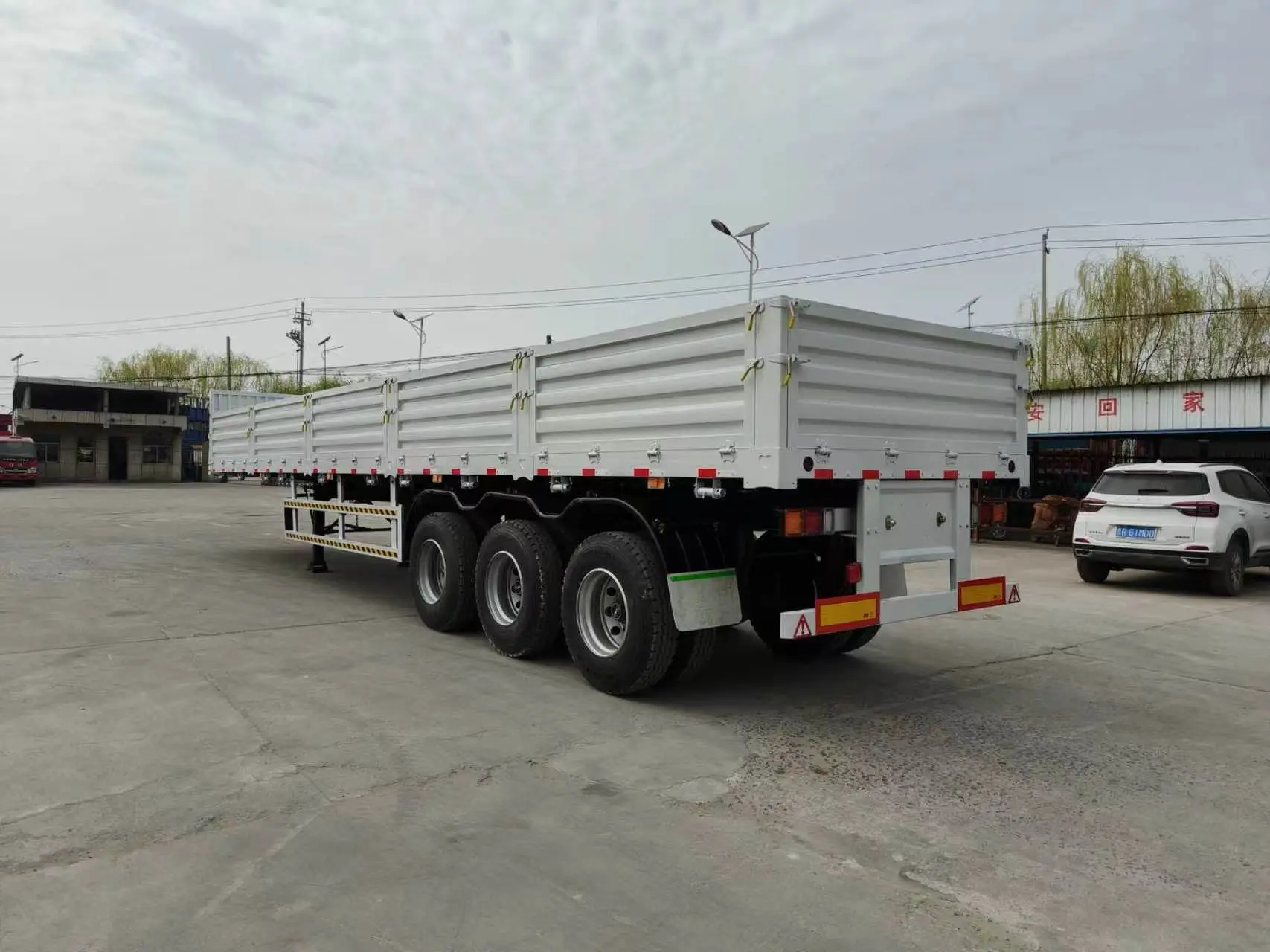 3-Axle Sidewall Semi Trailer
