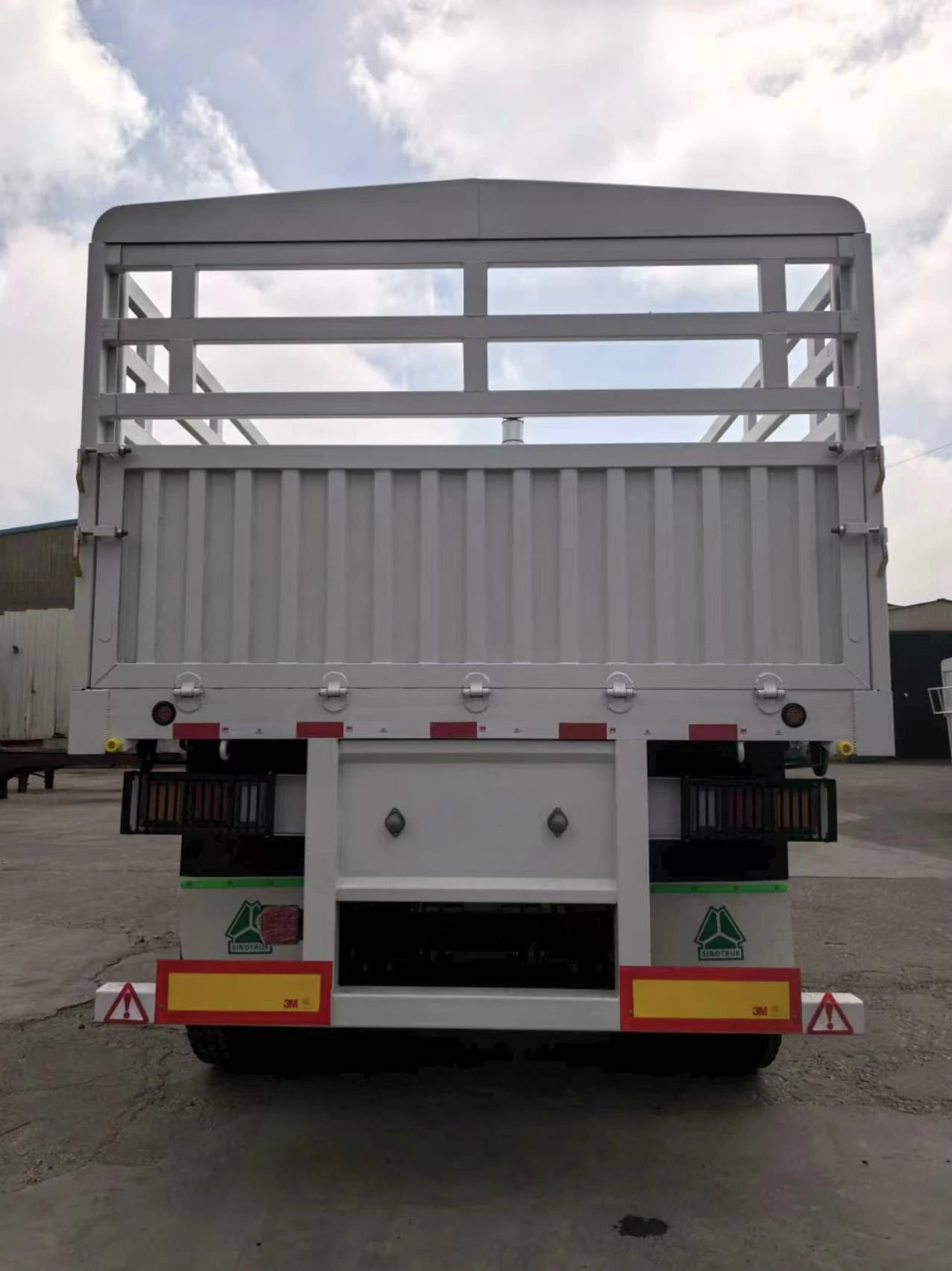 Tri Axle Fence Semi Trailer