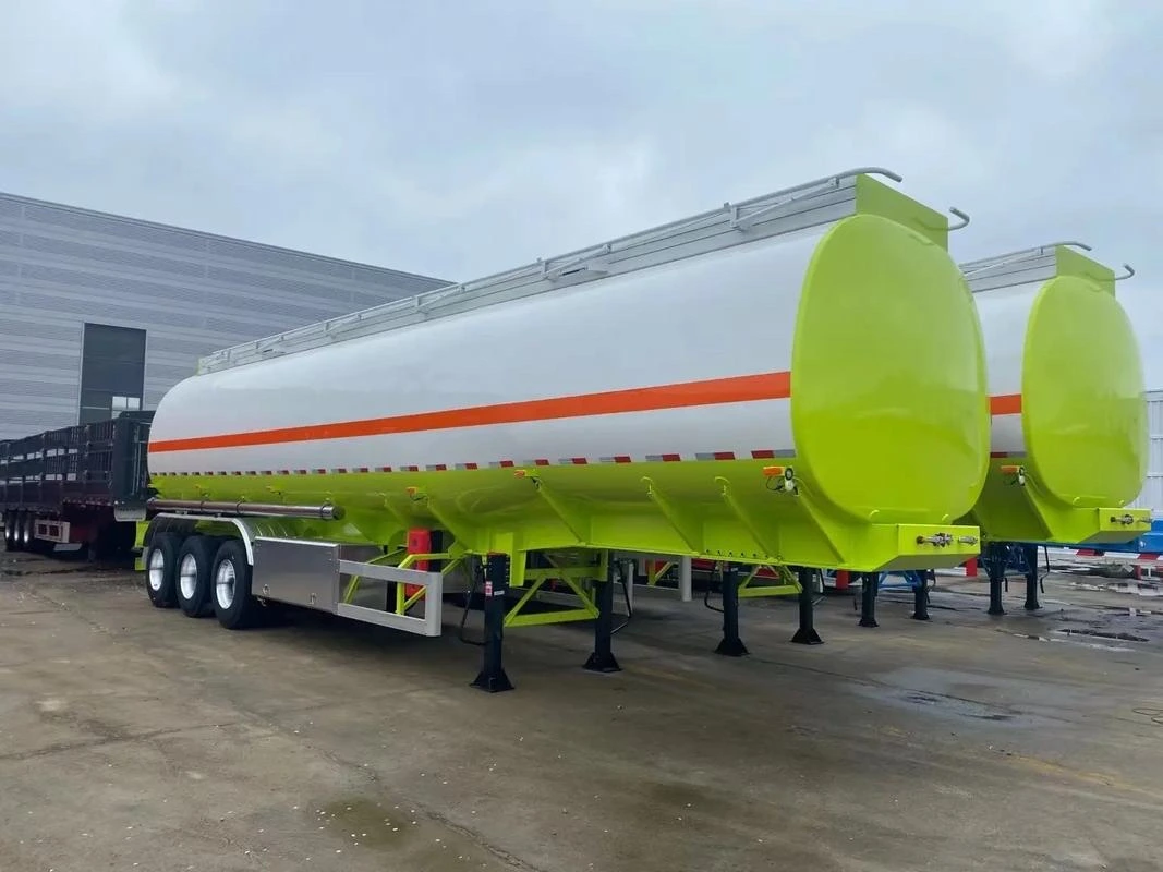 3-Axle 60000L Gooseneck Fuel Tanker Trailer