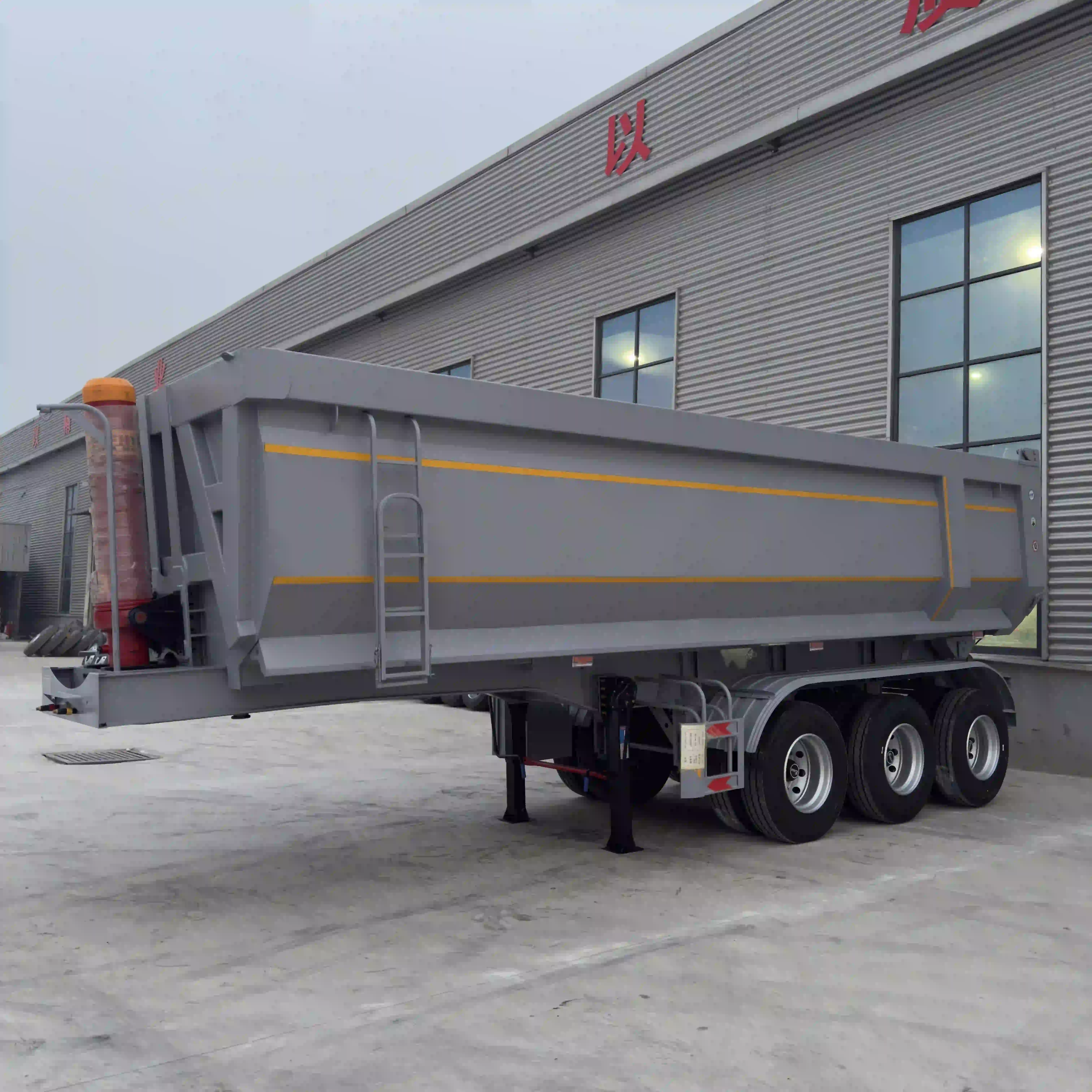3-Axle Rear Dump Semi Trailer
