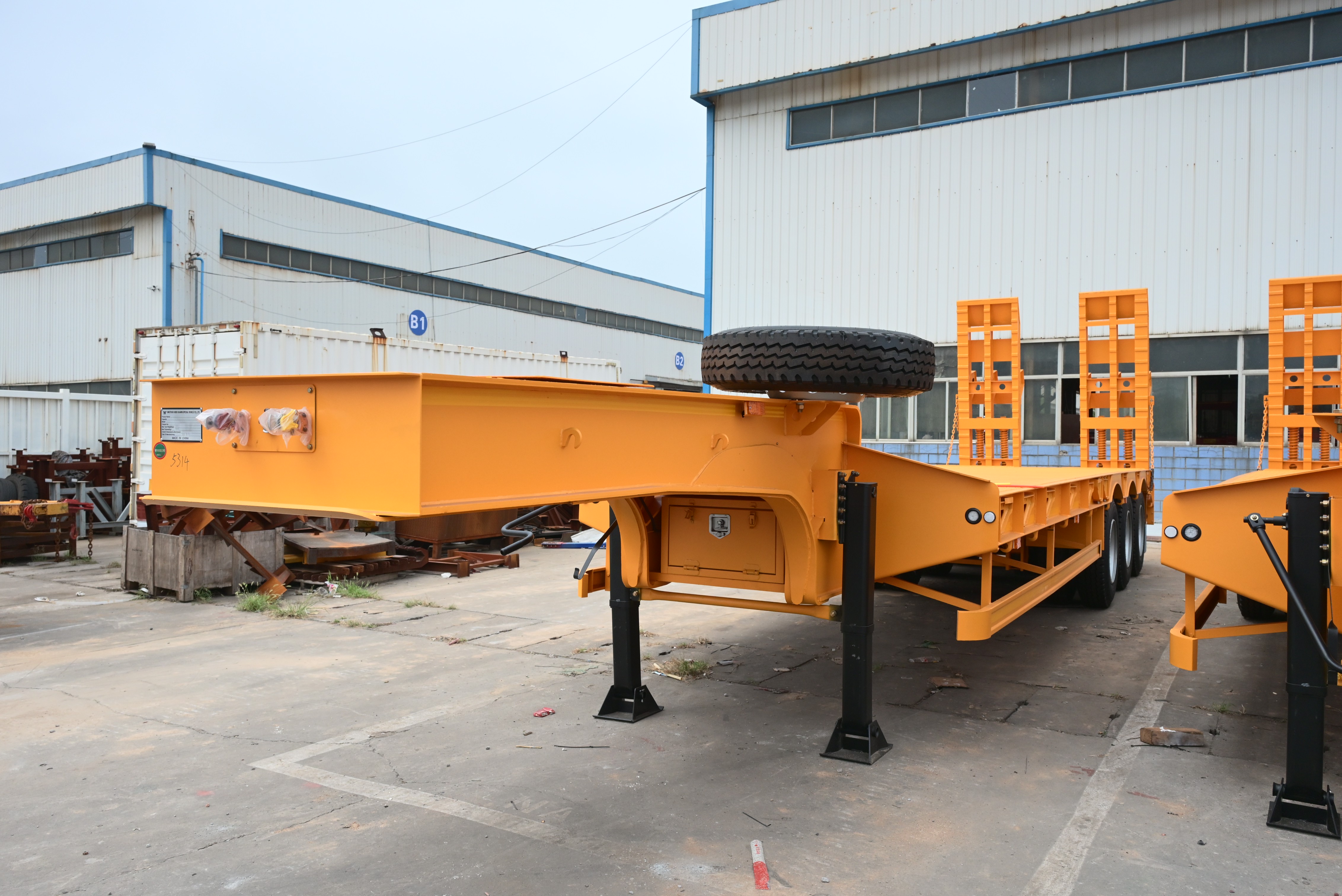 3-Axle Lowbed Trailer