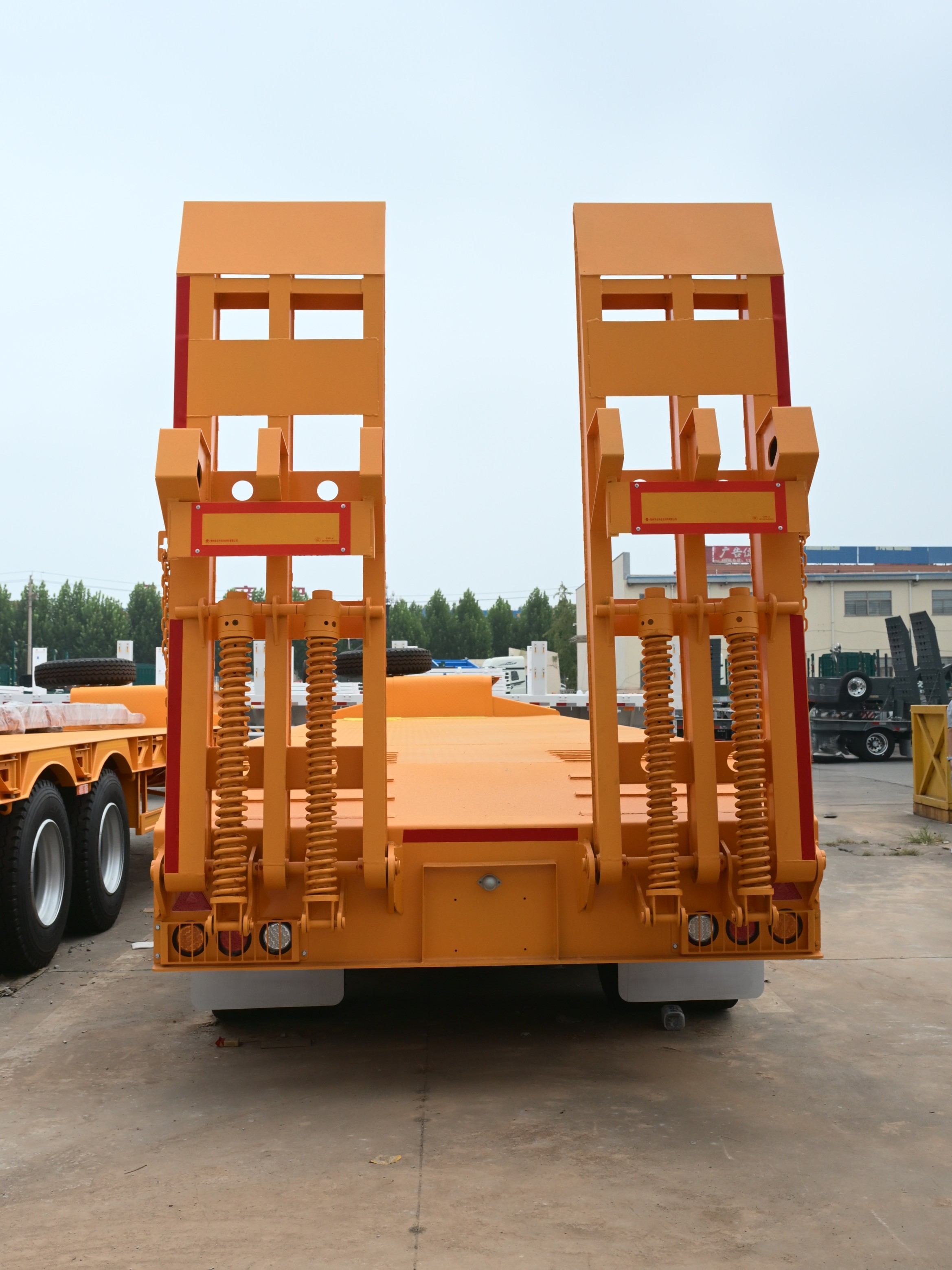 3-Axle Lowbed Trailer