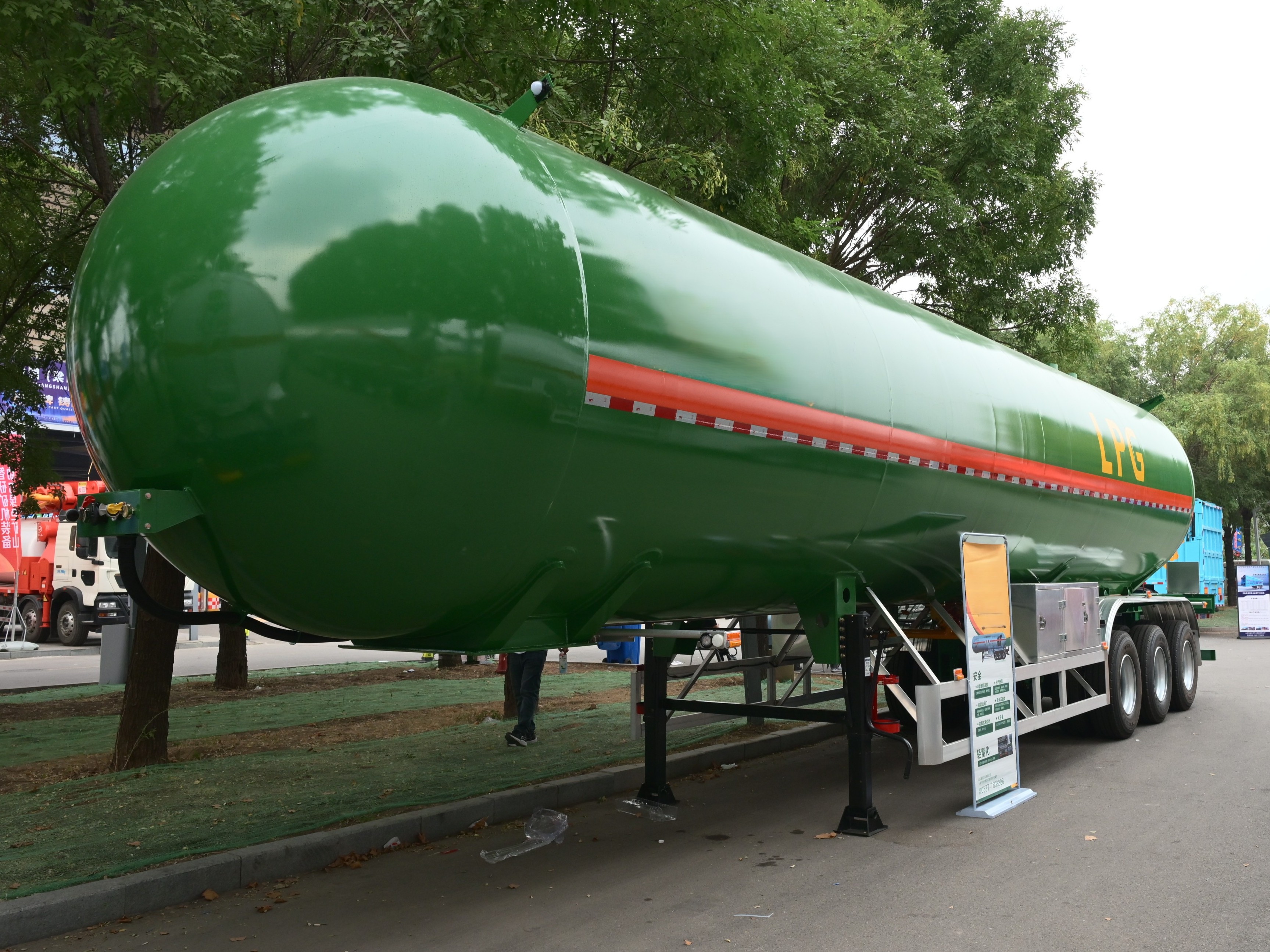 Semirreboque-tanque para LPG (Gás Liquefeito de Petróleo)