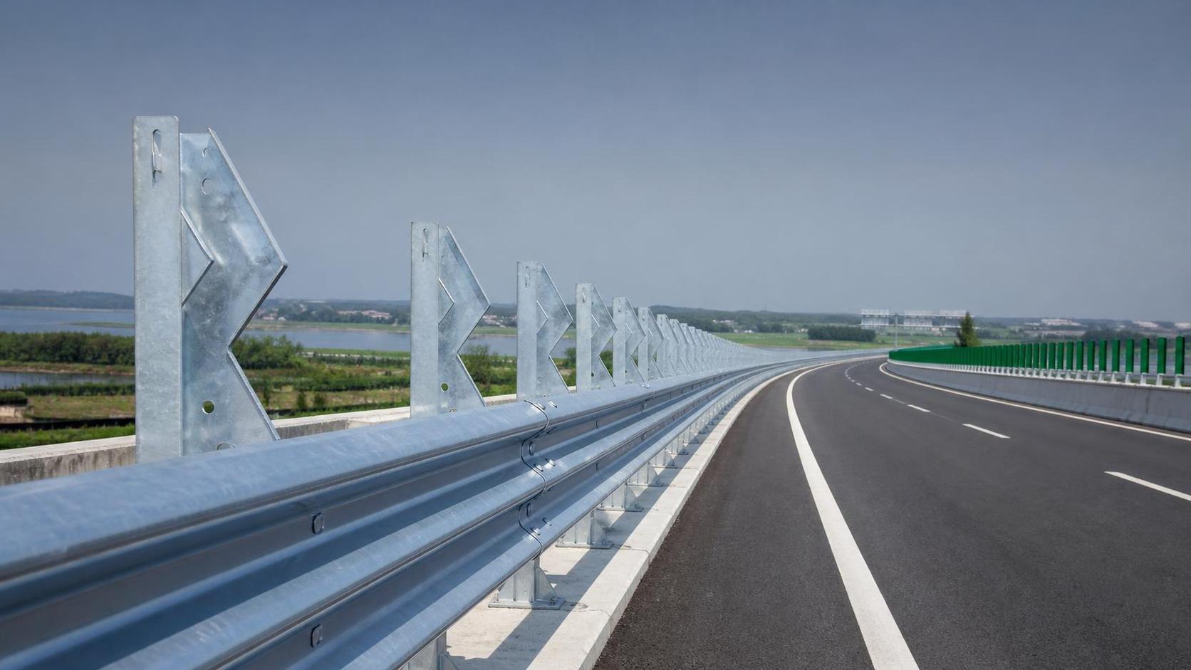 What Are Z Posts in Transport Infrastructure and Where Are They Used? What Are Z Posts in Transport Infrastructure and Where Are They Used?