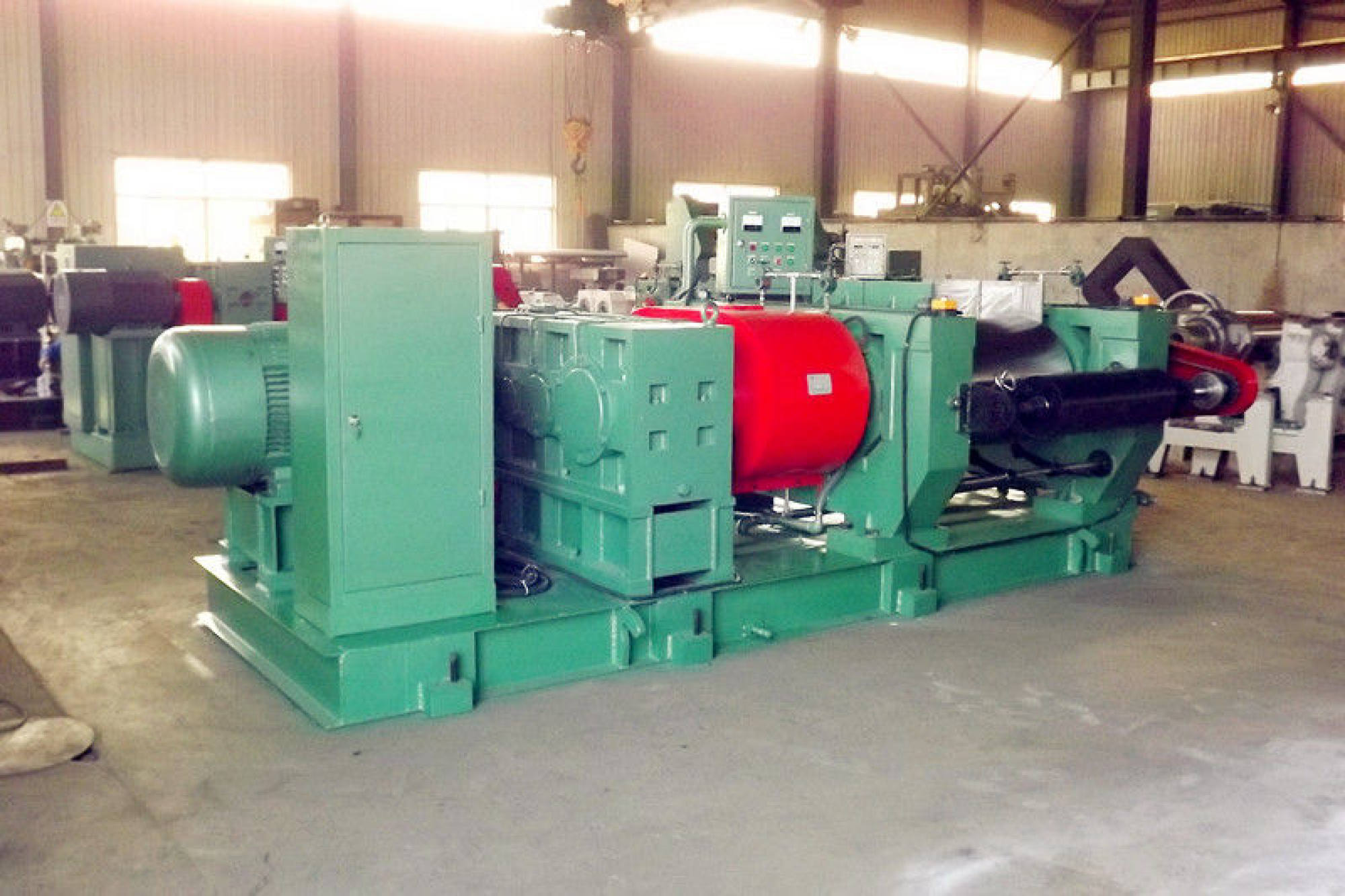 Molino refinador abierto