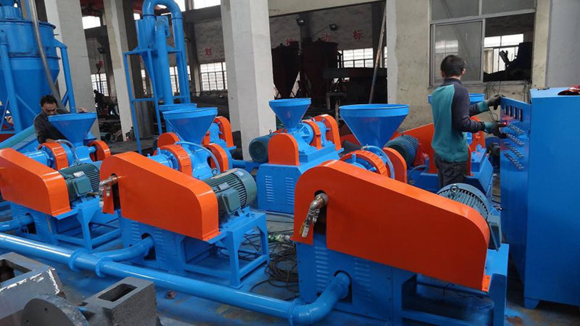 Máy nghiền bột cao su