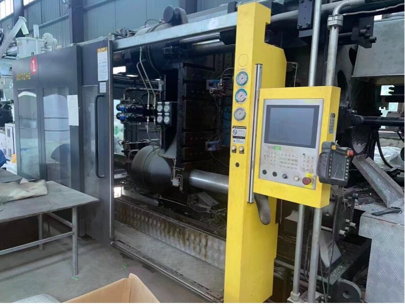 VIZITĂ A CLIENTULUI DIN MALAYSIA LA SEDIUL CLIENTULUI NOSTRU