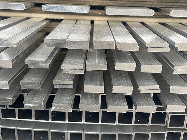 Aluminum row