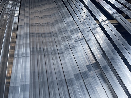 How to Choose a Power Aluminum Busbar Custom Size for Switchgear and Panel Projects