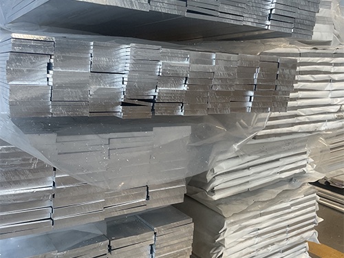 When Is an Aluminum Busbar Corrosion Resistant Enough for Outdoor Electrical Use?