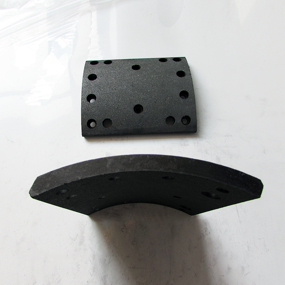 HOWO 14-Hole Brake Pad | Heavy Duty Truck Brake Lining Supplier