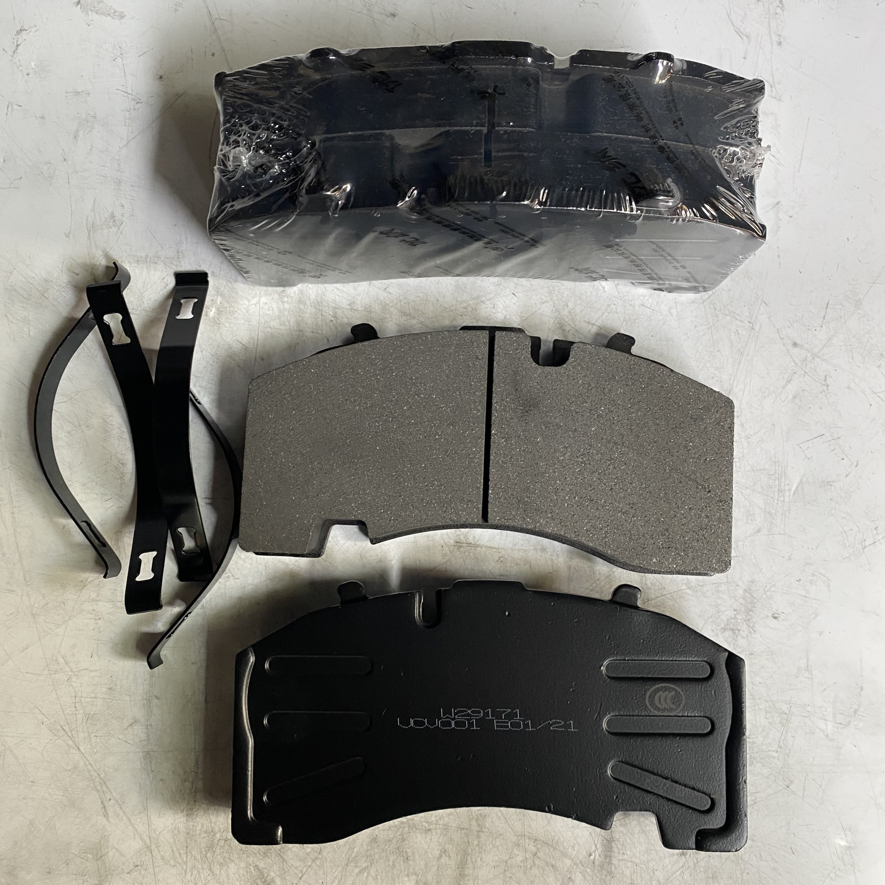 Heavy Duty Truck Brake Pads Buying Guide for Commercial Vehicle Parts Buyers