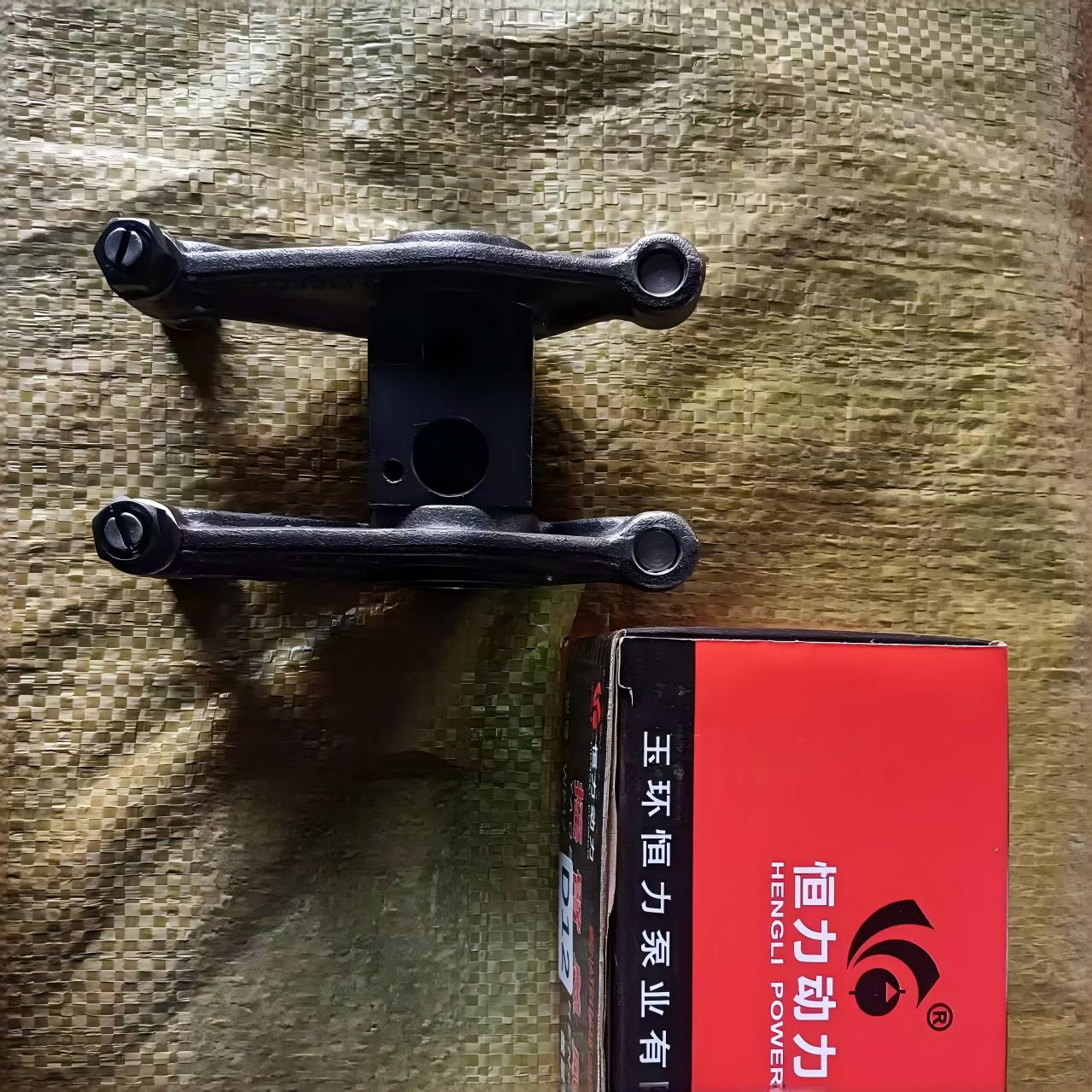 Rock Arm D12 Engine Rocker Arm Assembly for SINOTRUK D12 Heavy Duty Diesel Engine