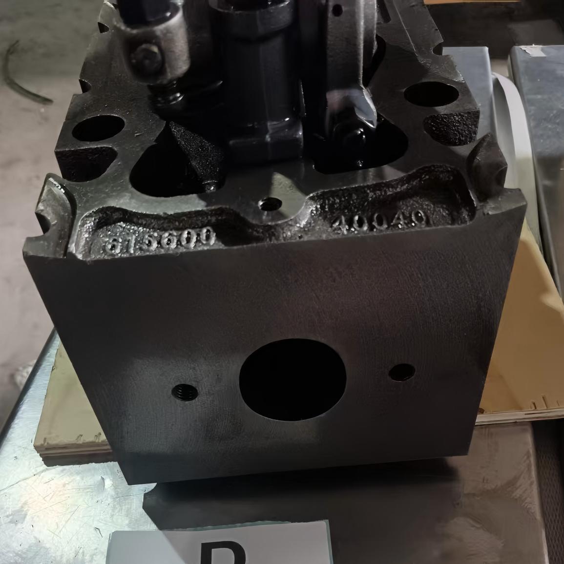 615 Top Cylinder Complete 161560040058 Complete Cylinder Head Assembly for SINOTRUK HOWO WD615 Diesel Engine