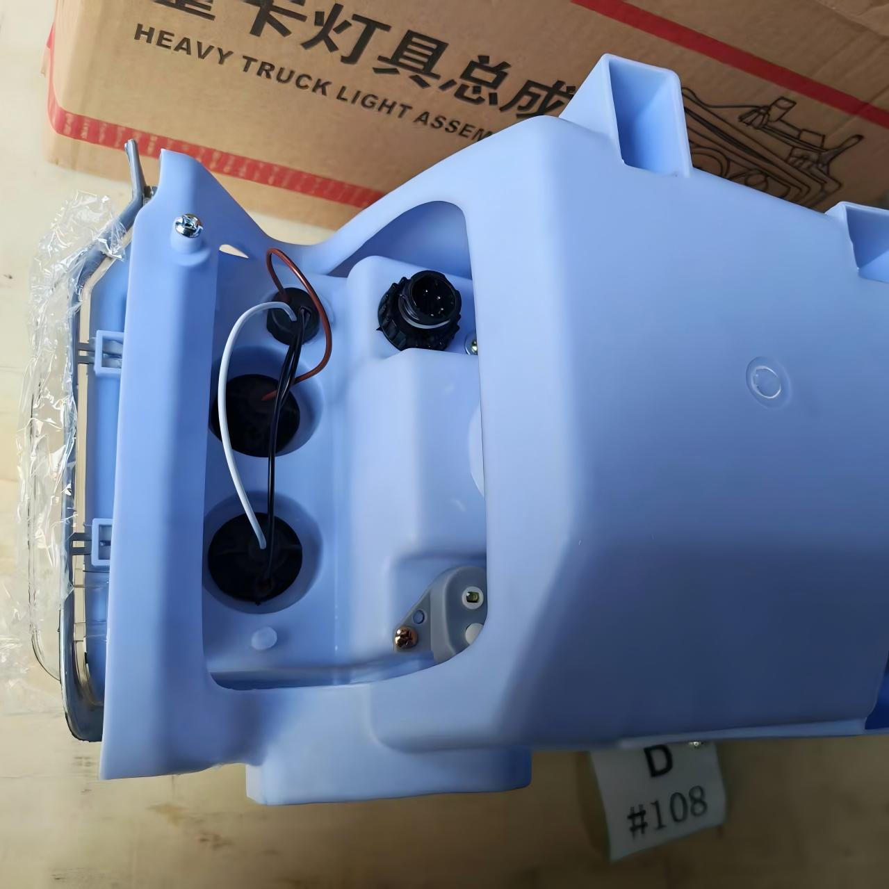 Headlamp L 371 WG9719720001 for SINOTRUK HOWO 371 Heavy Duty Truck (Left Front Headlight Assembly)