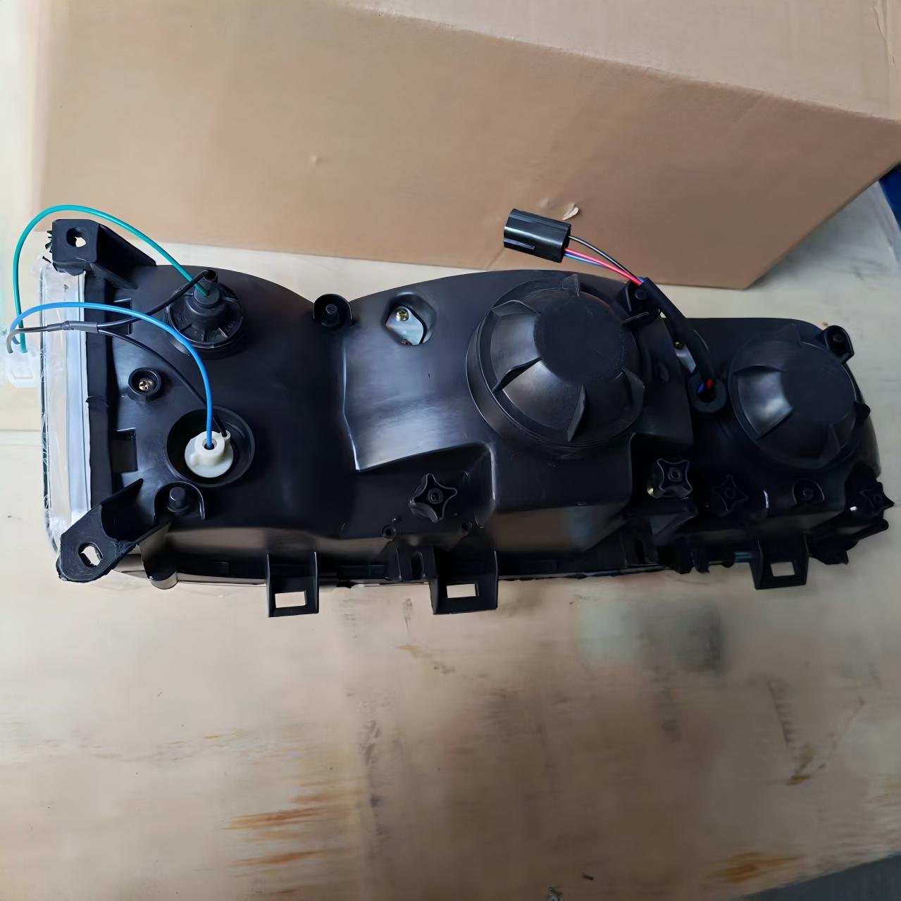 Headlight for SWZ L (Left Side) Heavy Duty Truck Headlamp Assembly
