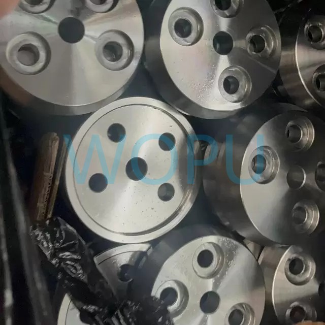 IVECO Trakker Balance Shaft Repair Kit 42101713 994711709 711709 for Heavy Duty Truck Suspension System