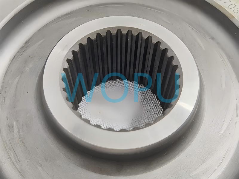 AZ9981320130 Cylindrical Gear for Sinotruk HOWO AC16 Axle Differential System