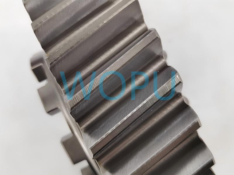 AZ9981320130 Driving Cylindrical Gear for Sinotruk HOWO AC16 Axle Differential System