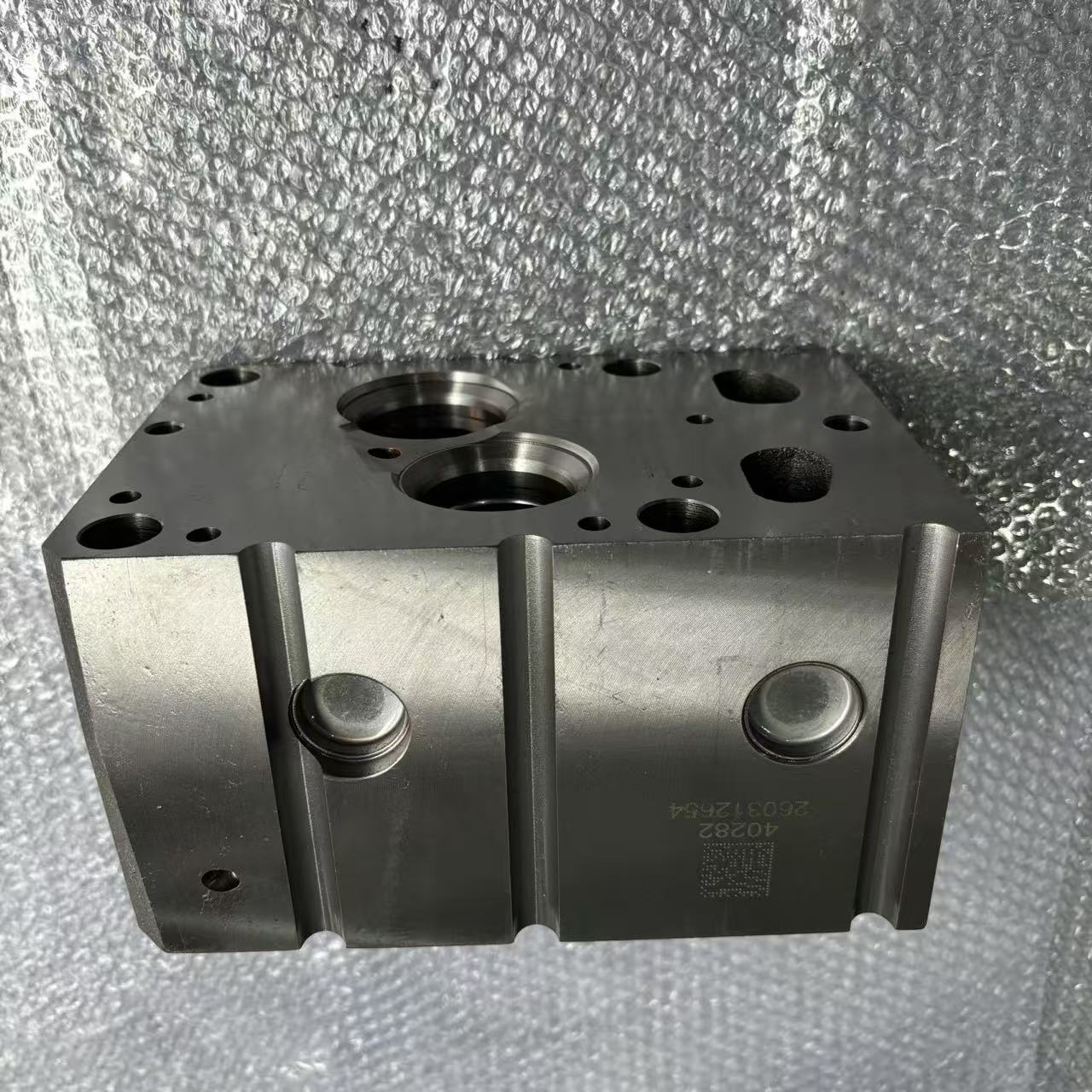 Cylinder Head 61260040282 P10 Two Valve Engine Cylinder Head for Heavy Duty Truck Diesel Engine Parts