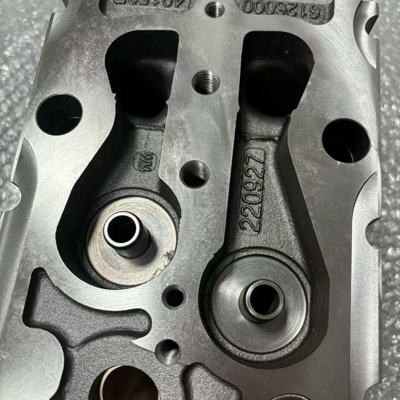 Cylinder Head 612600040559 WP10 Gas Engine Cylinder Head for Heavy Duty Truck Engine Parts