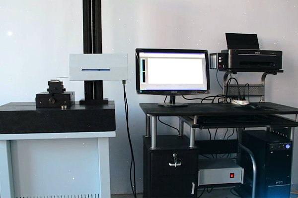 Surface roughness meter