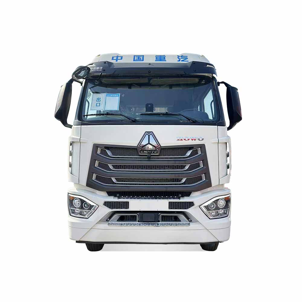 شاحنة جرار Sinotruk HOWO NX 6X4 مستعملة عالية الجودة وعرض خاص والأكثر مبيعًا للبيع
