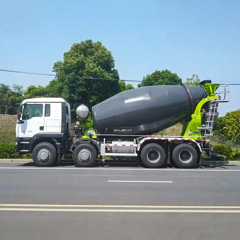 Camion malaxeur SITRAK 8X4 d'occasion