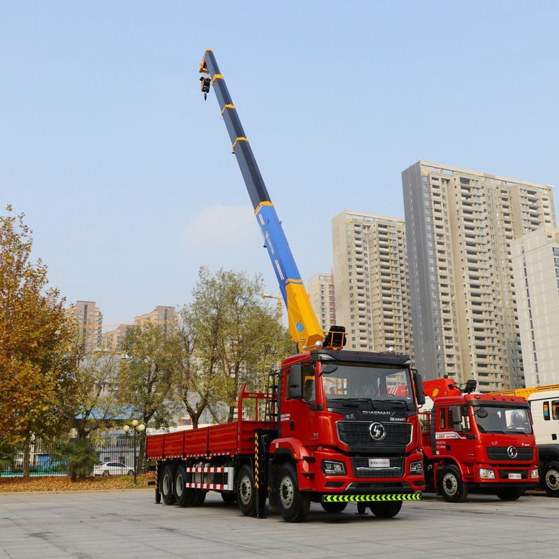 Camion-grue d'occasion 8x4 à flèche à vendre